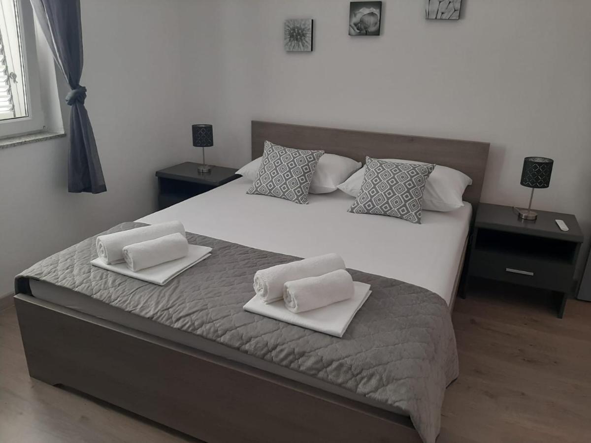 Apartman Alberta Vodice Exterior foto